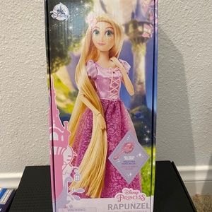 Rapunzel Classic Doll – Tangled – 11 1/2''